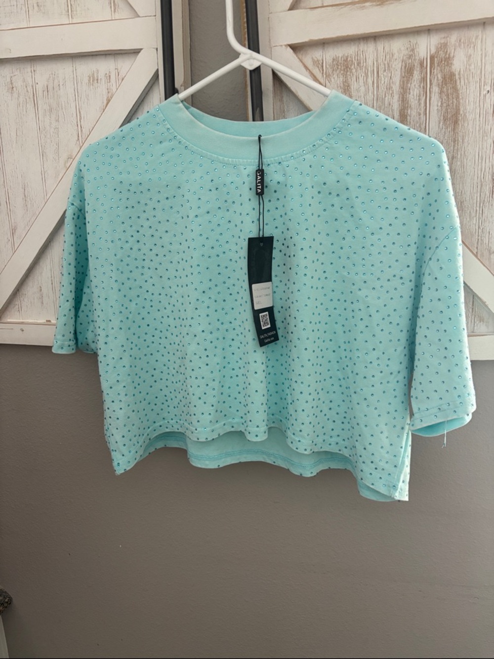 Galita stone top Embellished blue Cropped Tee